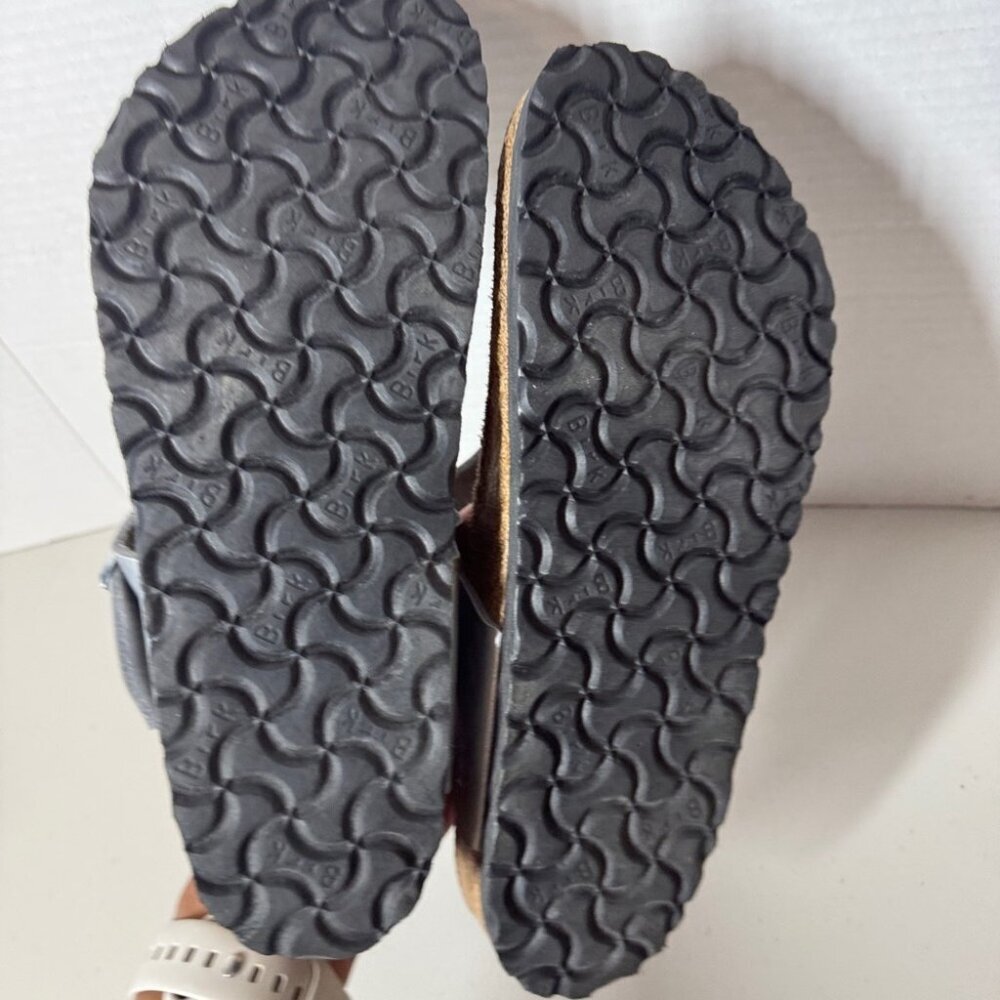 Birkenstock Gizeh Silver Metallic Sandals  Women’s Comfort Summer Shoes Size 40 - Picture 14 of 15